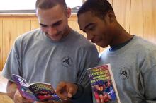 Des jeunes délinquants de Tampa, en Floride, participent à un cours de réhabilitation basé sur les découvertes de L. Ron Hubbard.