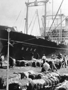 Alors qu’il était encore adolescent, L. Ron Hubbard s’est rendu deux fois par la mer en Asie, qui était à l’époque un continent exotique et mystérieux ; photographie de L. Ron Hubbard.